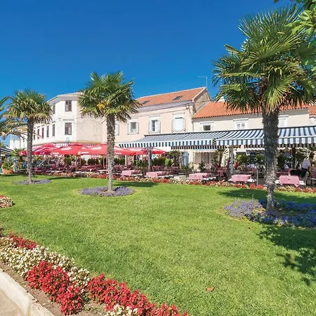 2 Bedroom In * Biograd Na Moru
